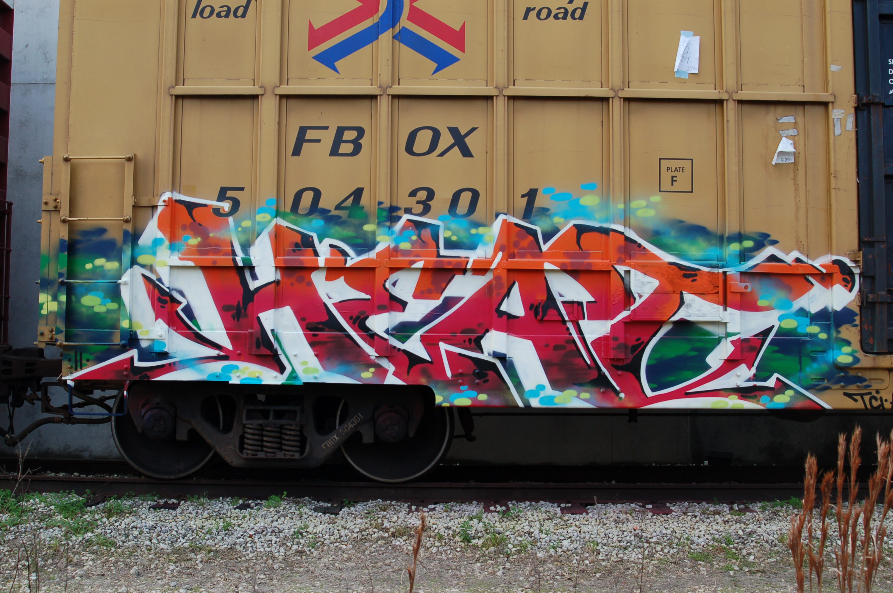 Freight Train Graffiti - MONTANA-CANS BLOG